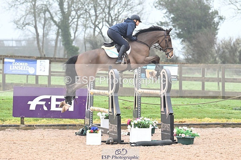 260327-120334-00657 - Cls 3 Foxhunter