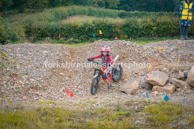 DSCF0516 - Ripon MC Trial 27/09- kids