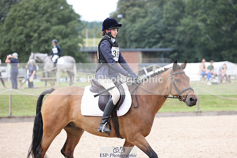 240823X-143419-18485 - 70cm R1 13.45 to 15.30