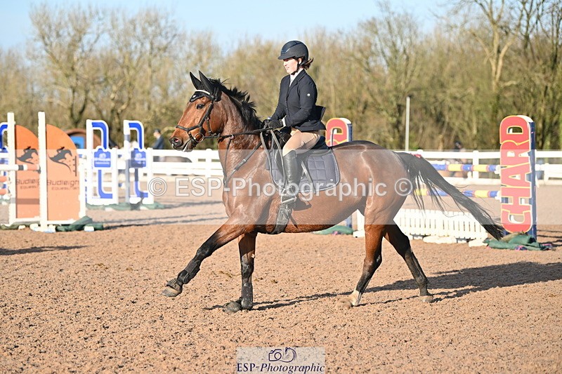 231210A-133414-02613 - Cls 20 Newcomers & 1.10m Open