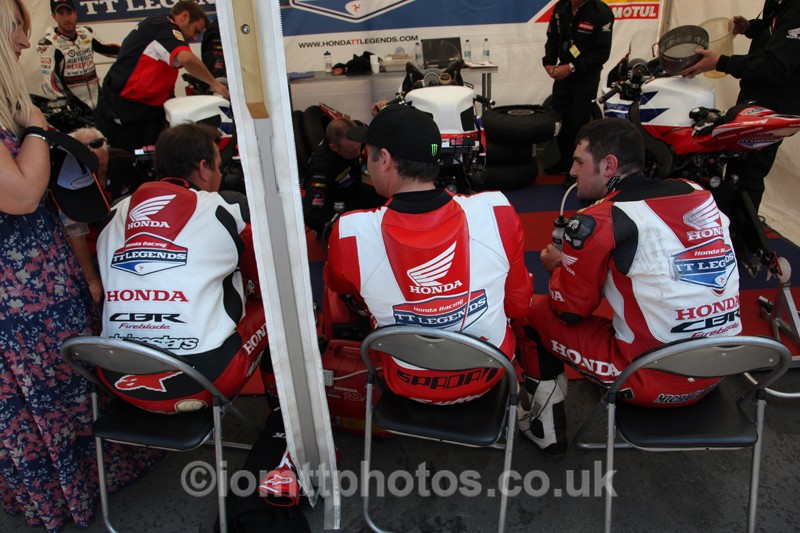 IMG_0659 - Senior TT - Start Line