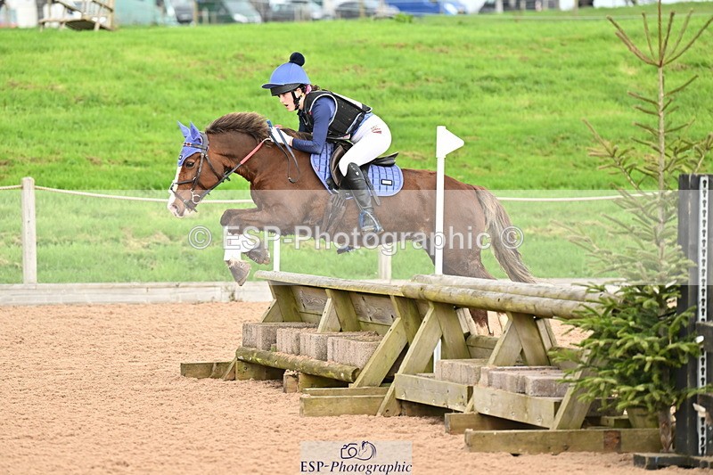 241110A-124102-00857 - 80cm 11.30 to End