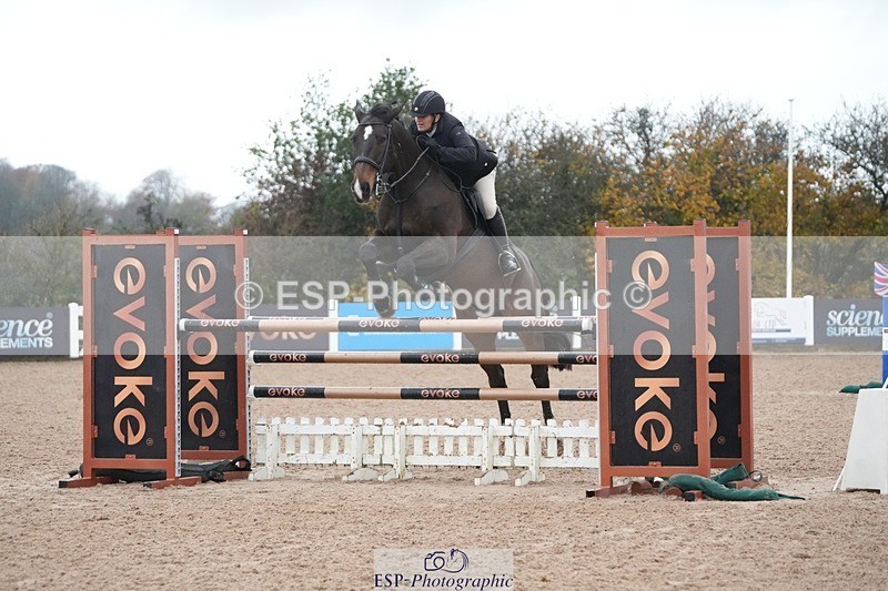 251107-140128-01308 - Cls 6 Foxhunter and 1.20m Open