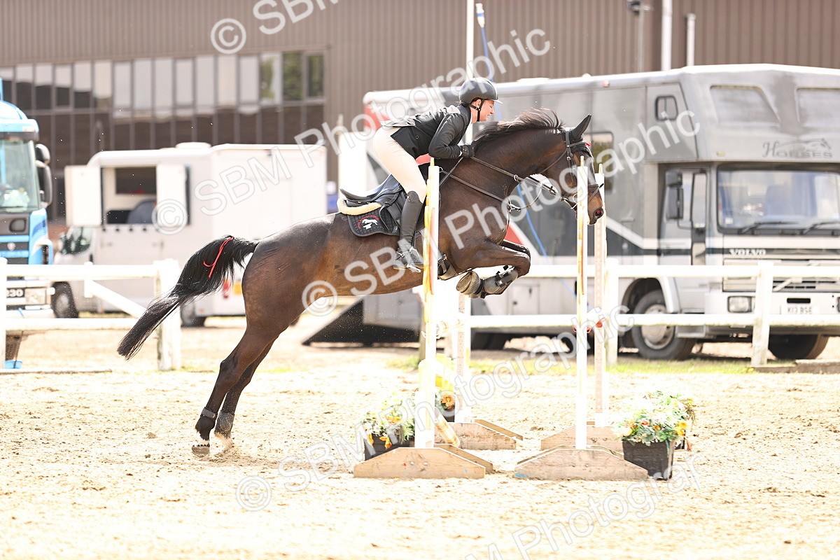 SBM_002056 - Class 10 - Senior British Discovery - 1.00m