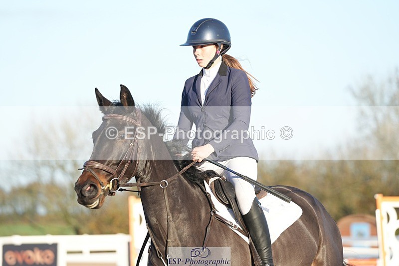 251108-084206-01806 - Cls 9 British Novice and 90cm Open