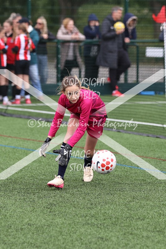 1DX31339 - Sat 6th U12 Girls