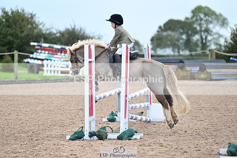 231029A-102549-02734 - 70cm Club and Schools