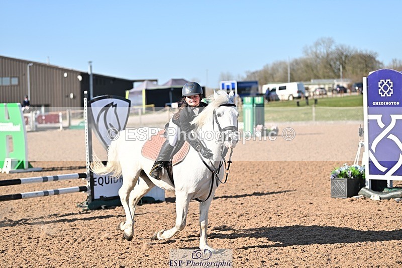 250401-164144-00193 - 60cm classes