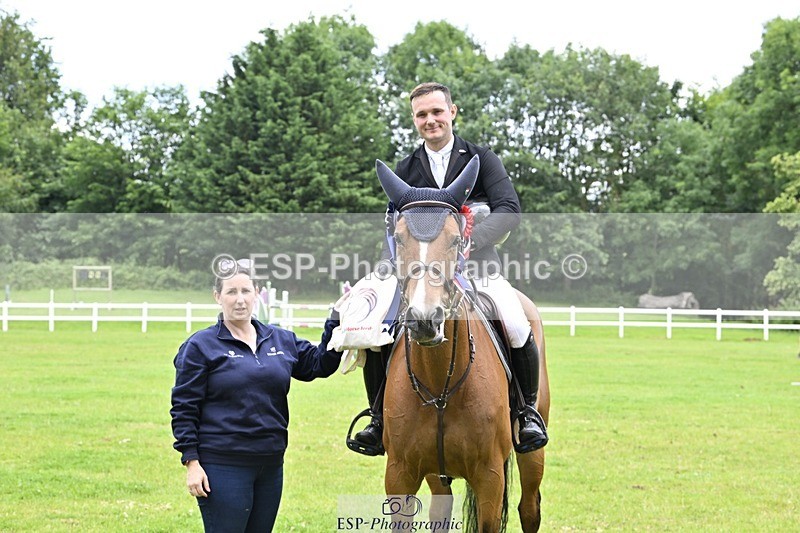 240711-125425-27003 - Cls 117 HOYS Grade C Jump Off and Presentations