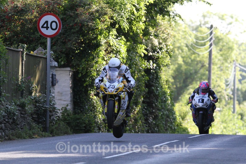 Ian Mackman Suzuki / InFront Motorcycles - Friday Practice - Solos