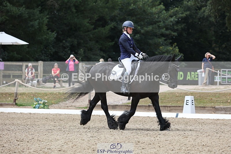 250718A-121845-01091 - 064-Marina.Greenaway-Hynholme.Gladiator