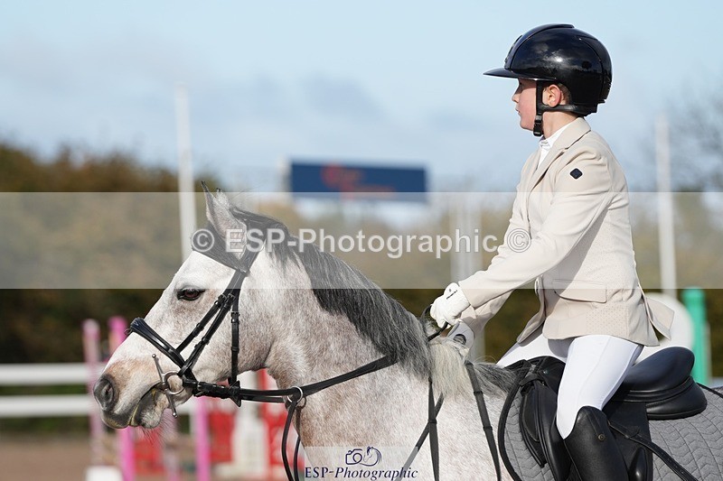 251025-103440-00086 - Chard 25th & 26th Oct BS Juniors/COH/Club/schools unaffiliated showjumping