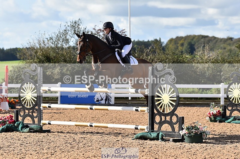 231014A-141130-05241 - Cls 15 1.05m Amateur Q 2nd R