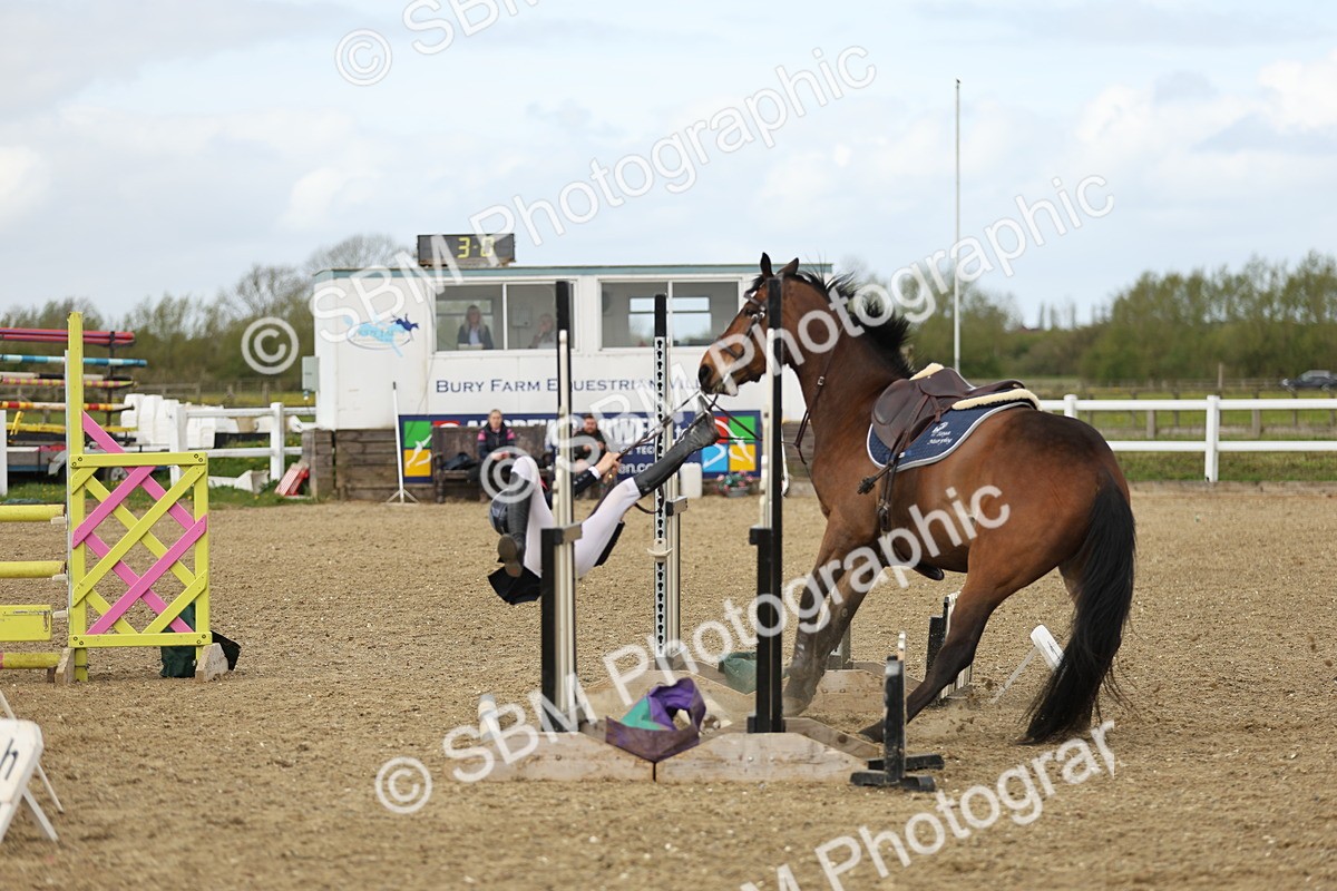SBM_000383 - Class 2 - Senior British Novice - 90cm