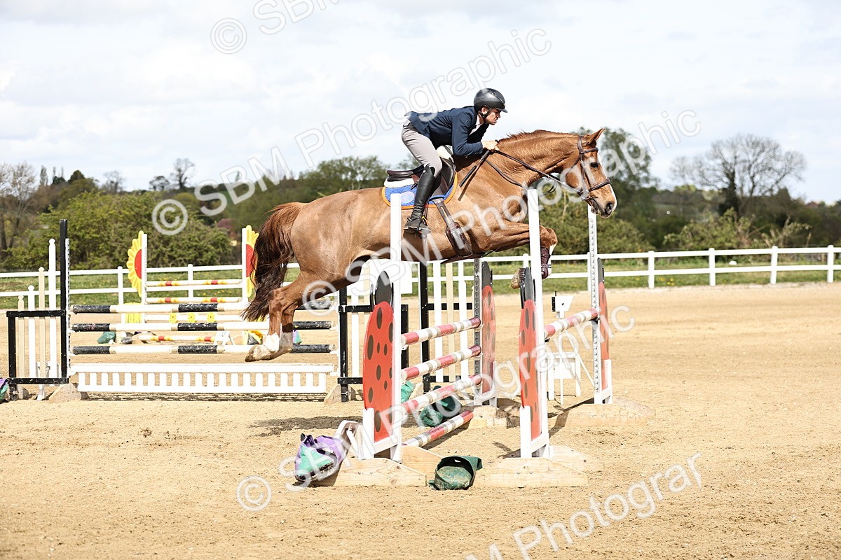 SBM_001127 - Class 4 - Senior Newcomers - 1.10m