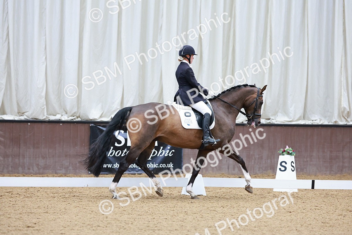 SBM_005947 - Class 3 - Medium 6 - 14.40-15.52