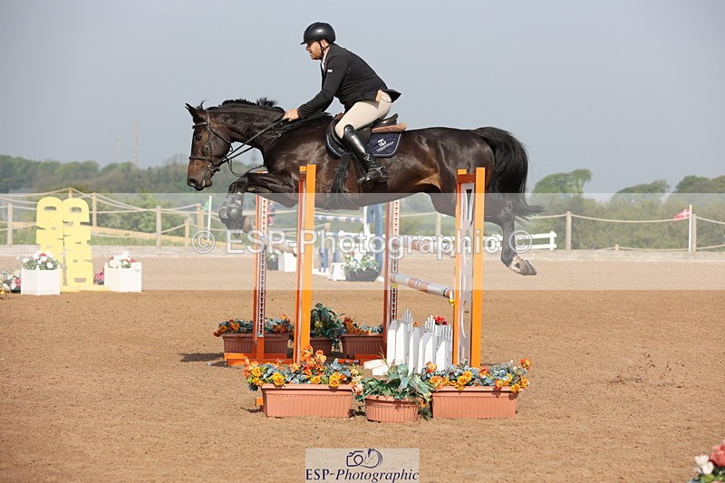 240511A-092456-11063 - Cls 32 Foxhunter