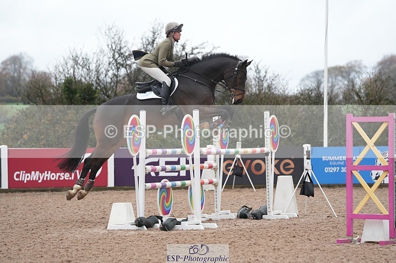 251107-125825-01028 - Cls 6 Foxhunter and 1.20m Open