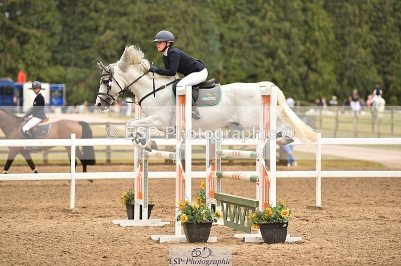 230618-141018-12863 - Cls 25 Pony Foxhunter & 1.10m Open