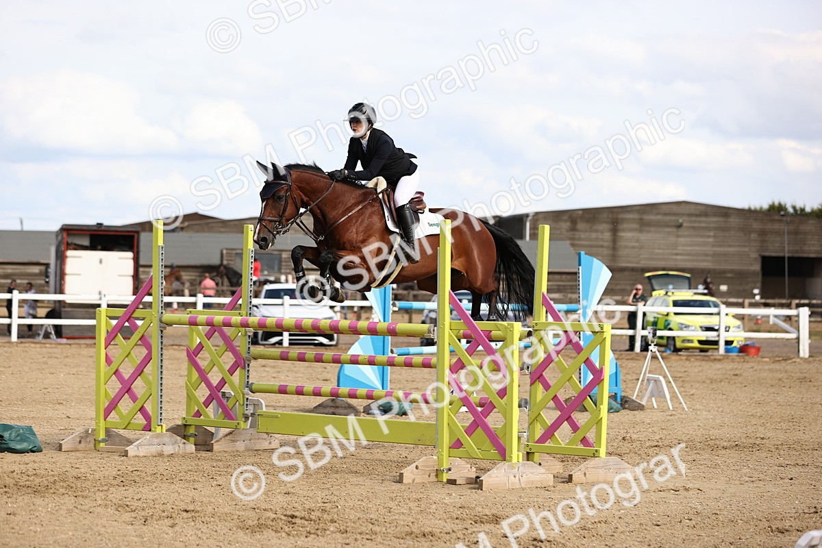 SBM_003679 - Class 13 - Senior Foxhunter - 1.20m