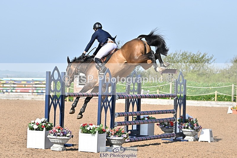 240509A-093057-00578 - Cls 8 Foxhunter