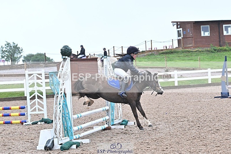 250527-161534-00178 - Clear Round and60cm