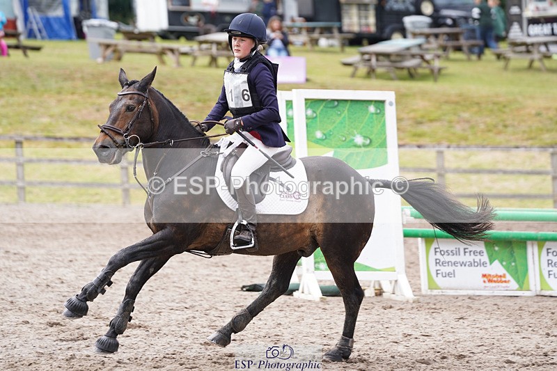 240824X-123118-24113 - 80cm Round 1 12.00 to 13.00