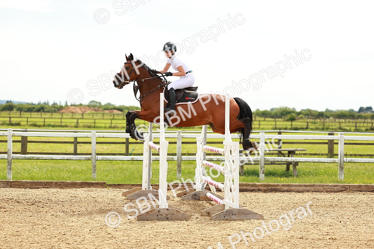 SBM_002339 - Class 4 - Senior Newcomers - 1.10m