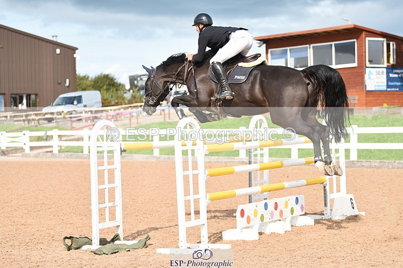 230830A-155724-01243 - Cls 6 National 1.30m