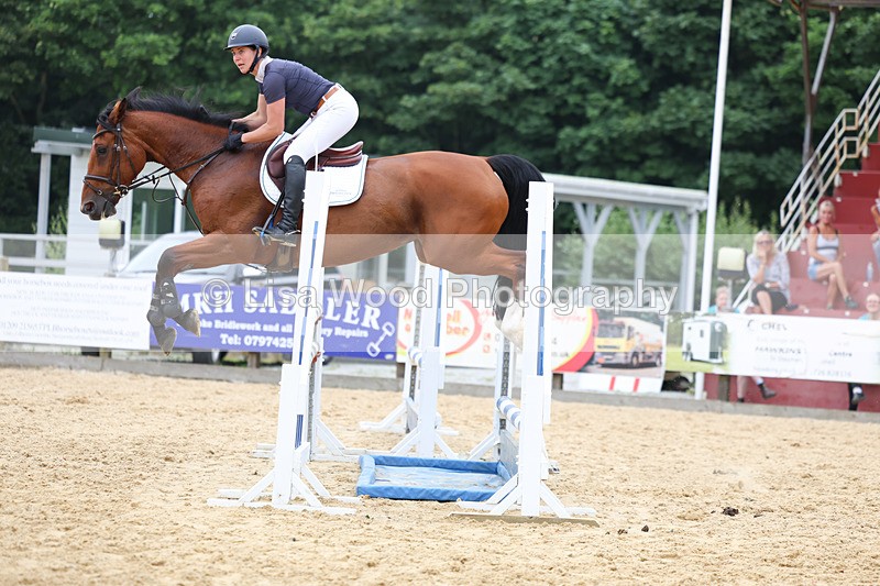 3E7A6385 - Class 8: Senior Newcomers/1.10m open