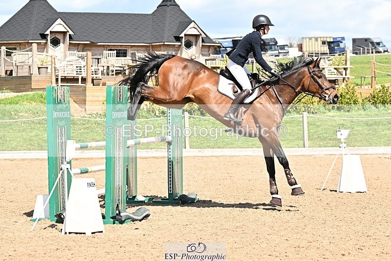 250416-132640-01070 - Cls 4 Newcomers and 1.10m