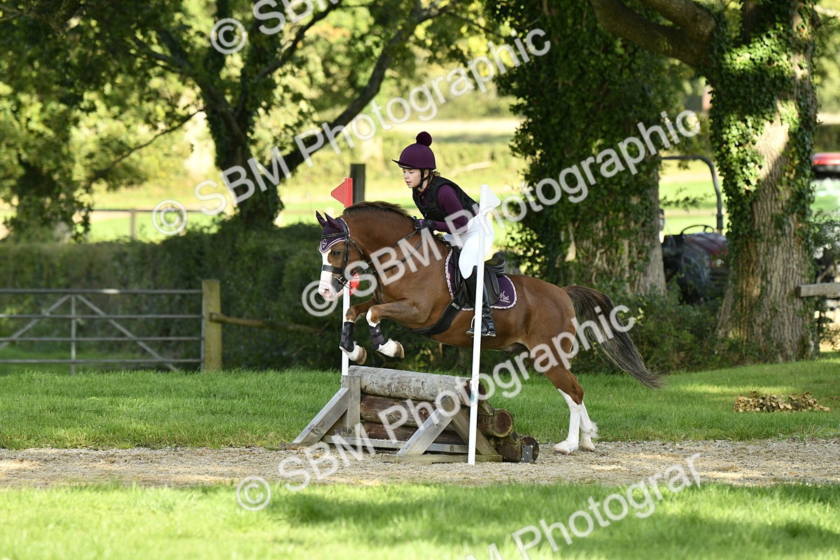 SBM_15116_E4A Eventers Challenge 50cm - Lucy Cullingham