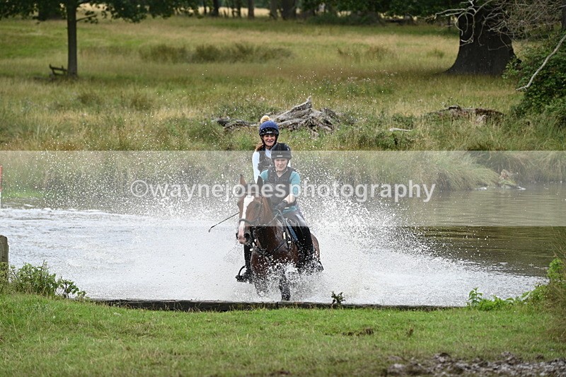 WJ7_3887 - Time at Water 12:52 to 13:22