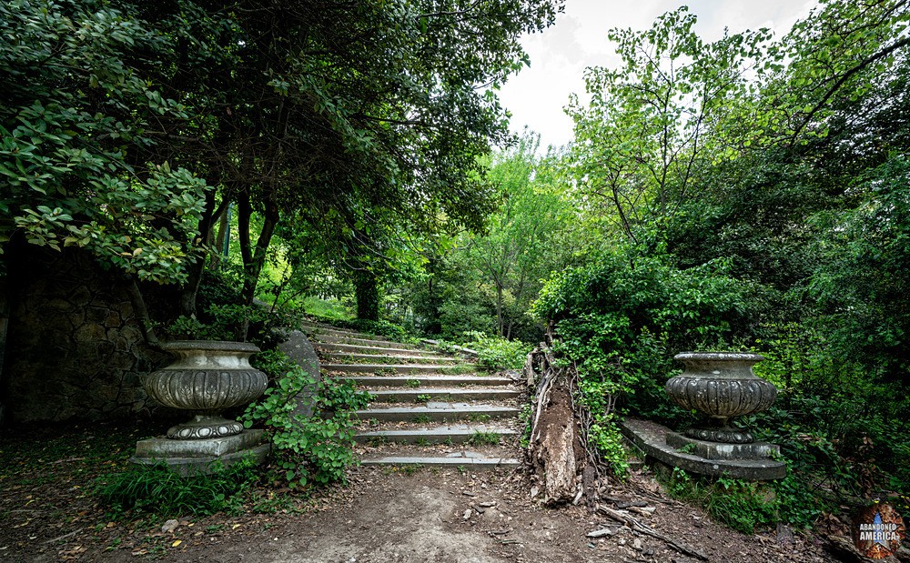  - ABANDONED GREECE