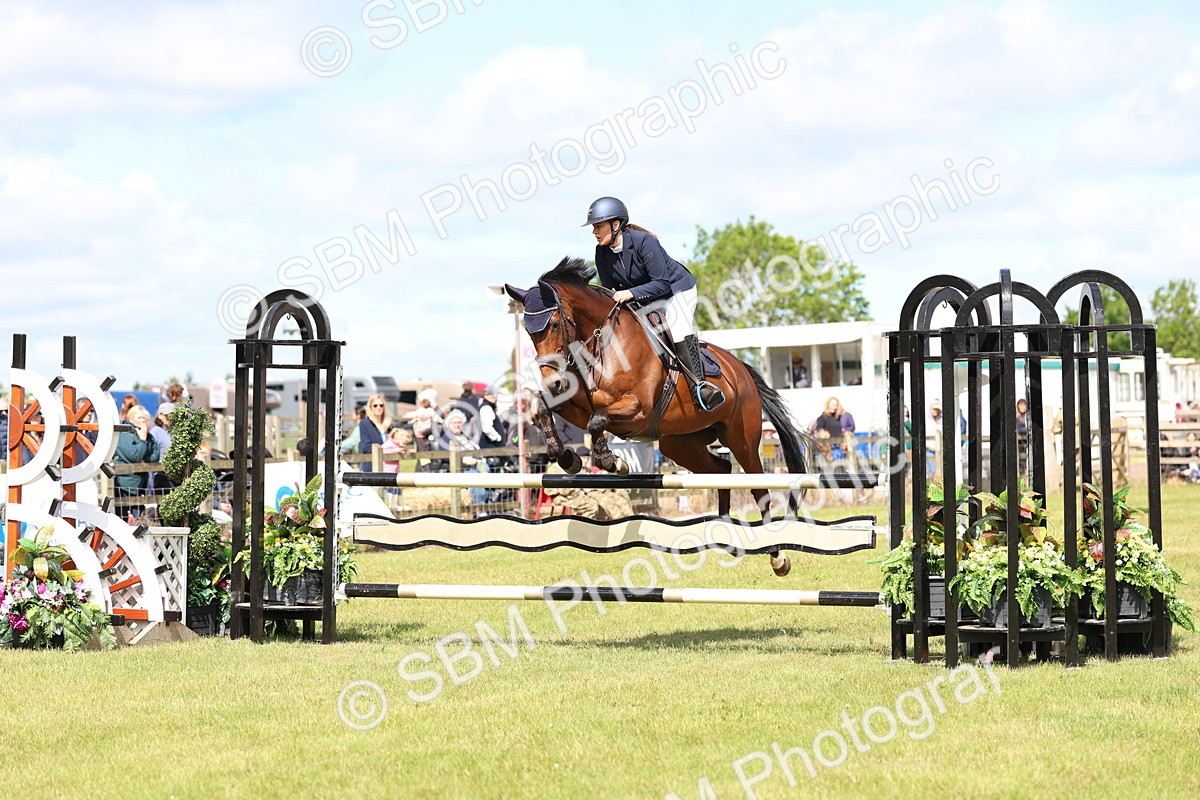 SBM_13560 - Class 206 - Senior Newcomers - 1.10m Open