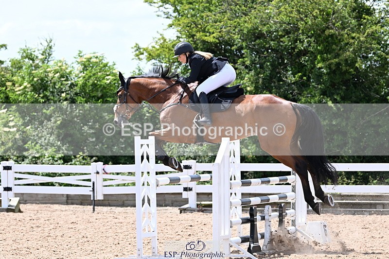 240619A-141301-00472 - Cls 4 Snr Newcomers and 1.10m Open