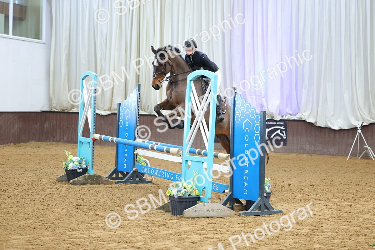 SBM_009870 - Class 21 - Nupafeed Supplements Senior Discovery/ 1m Open - First Round (1.00m)