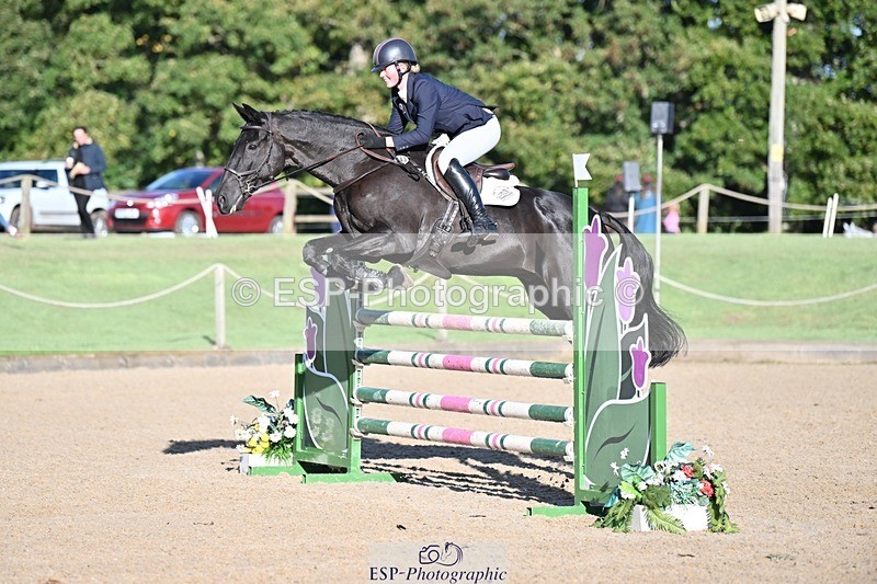 231022-101555-23276 - 243-CALZINI-Evelyn.Titterton-SJ