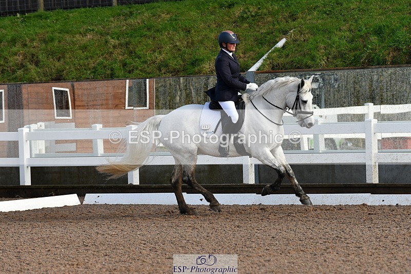 231104A-104312-00143 - Cls 4 Novice 22