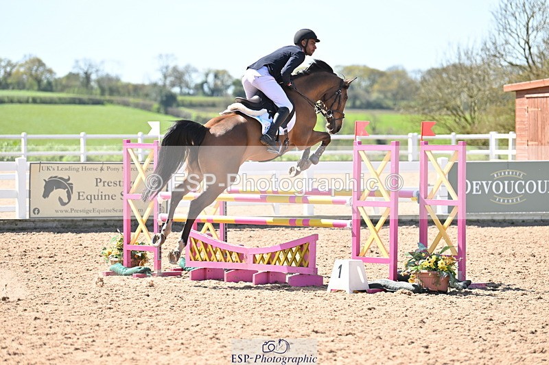 240420A-114948-10625 - Cls 15, 1 Star Bronze Tour 1.15m