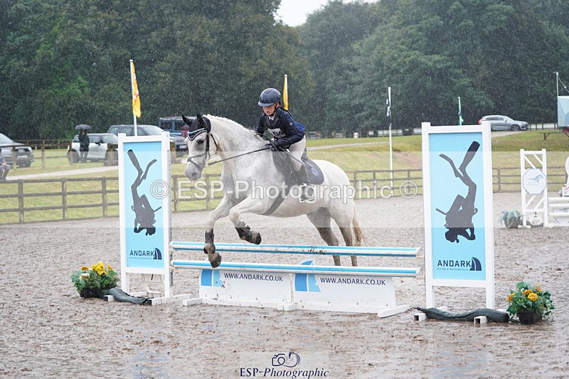 240824X-082414-20177 - 70cm Round 1 8.30 to 9.30