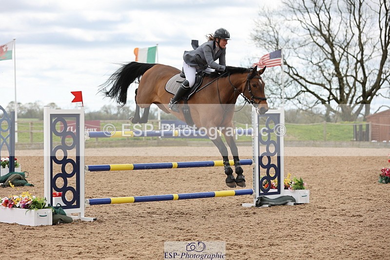 240419A-125842-07557 - Cls 6, 2 Star Medium Tour 1.35m