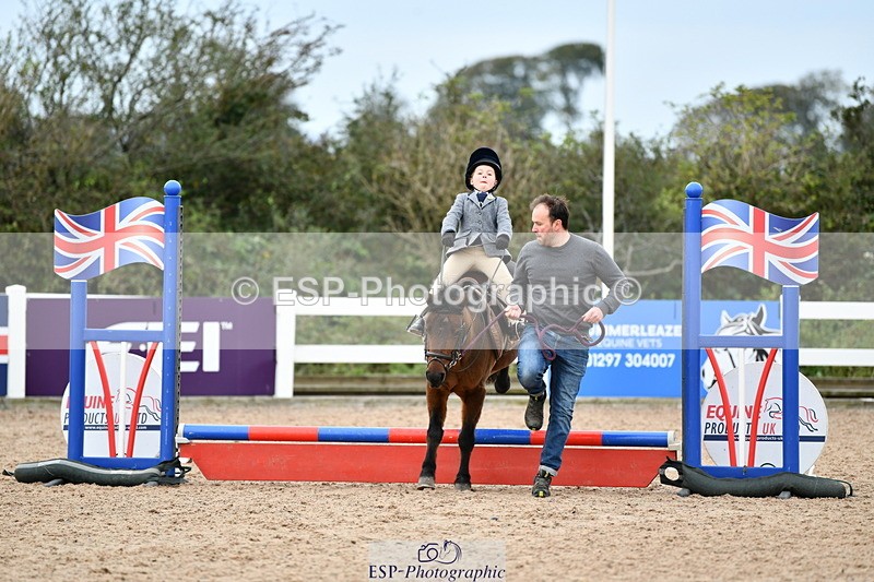 241013B-104949-00475 - Cls 2c 40cm Lead Rein