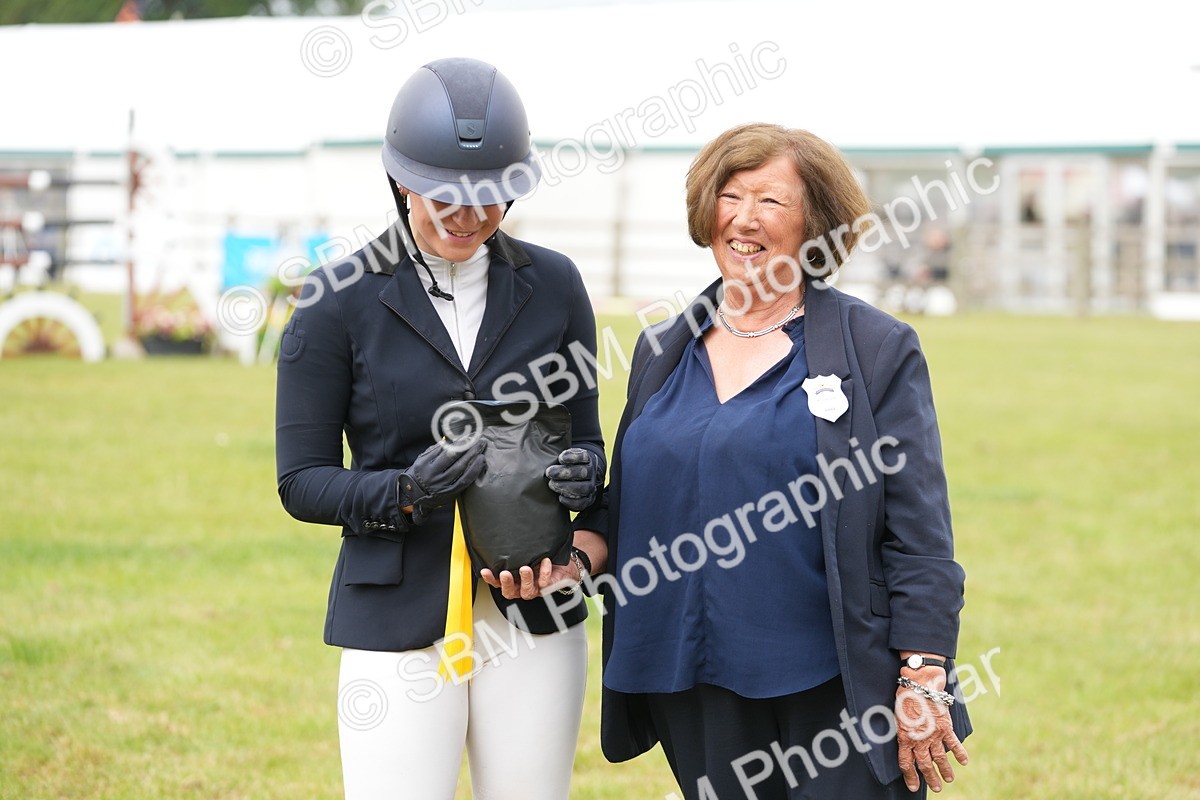 SBM_06639 - Class 202 - National 1.40m Open