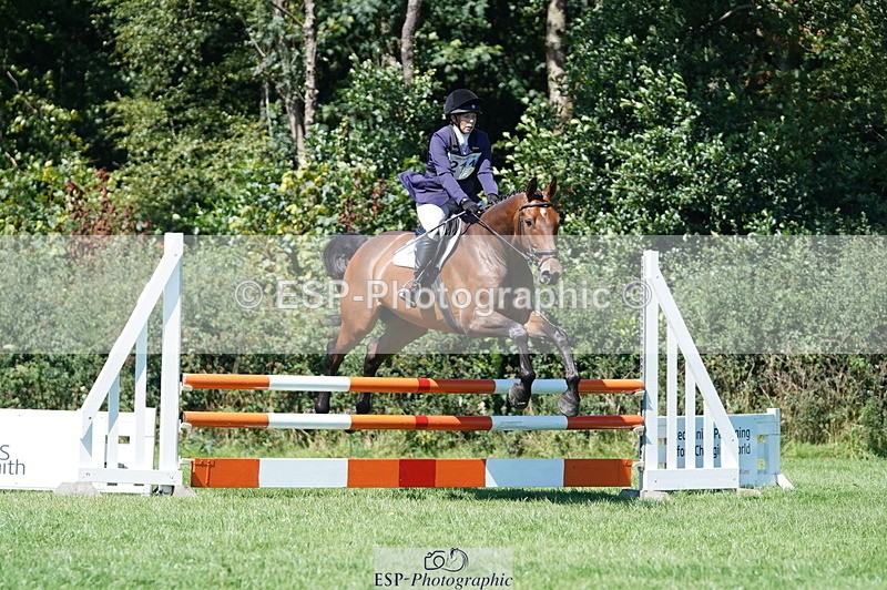 240811A-135608-04113 - 211-