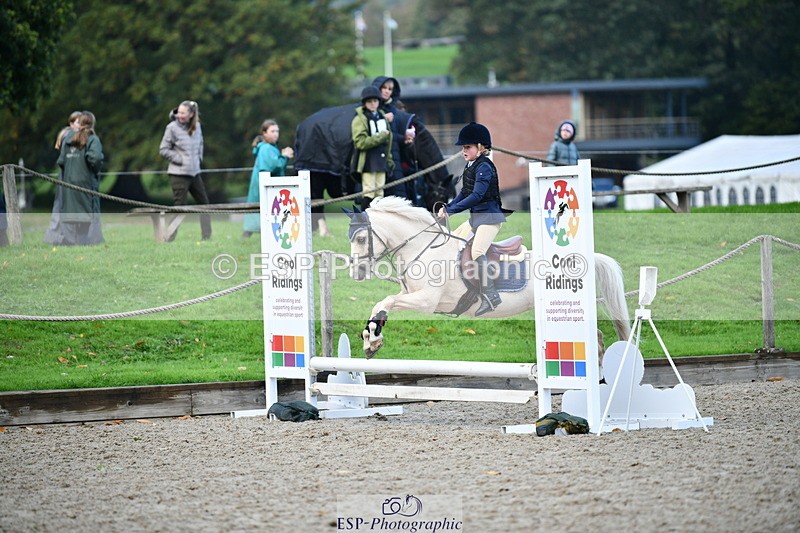 251004A-114639-00748 - Classes 4 & 5 50cm