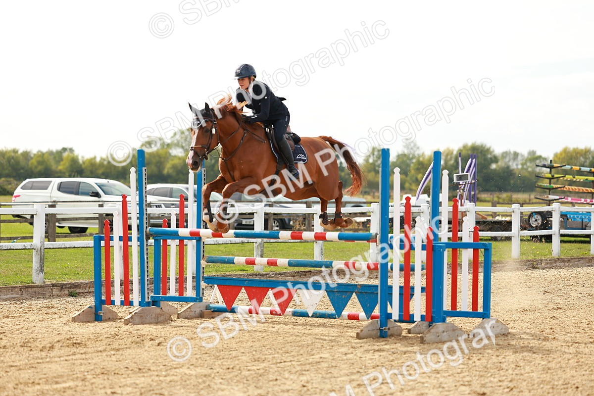 SBM_001828 - Class 4 - Senior Newcomers - 1.10m