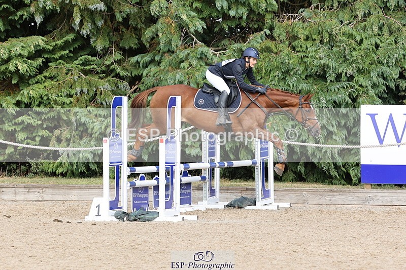 250803A-170131-17705 - S-868-Helen.Banbury-RED.OCTOBER