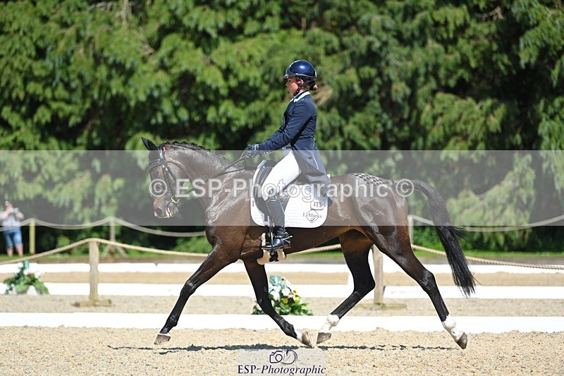 230526-144826-07015 - 485-OPPOSITION_HERALDIK_GIRL-Kirsty_Chabert-DR