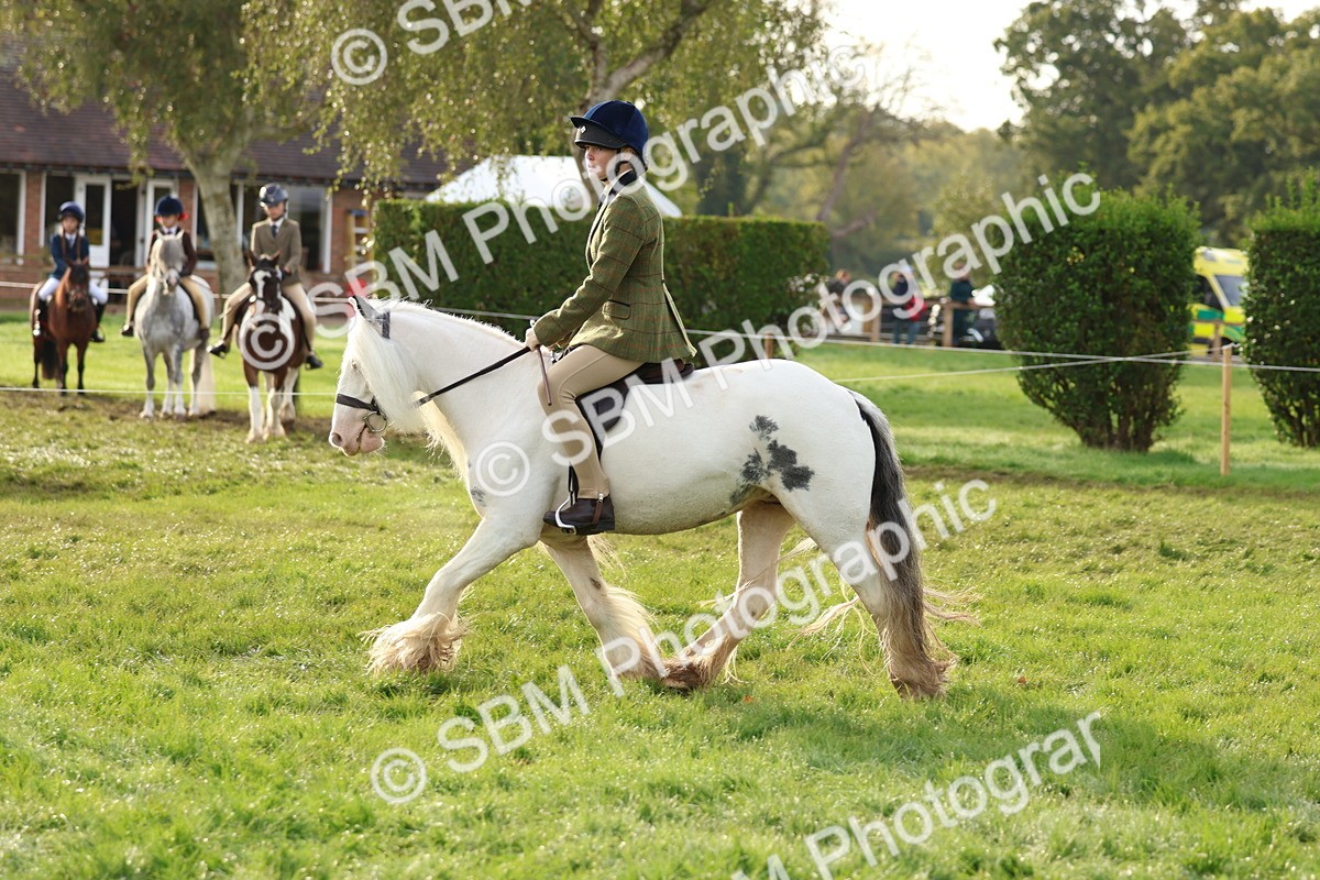 SBM_56605 - S40 - Starters Ridden Showing